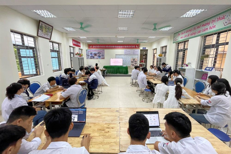 Toàn cảnh lớp học